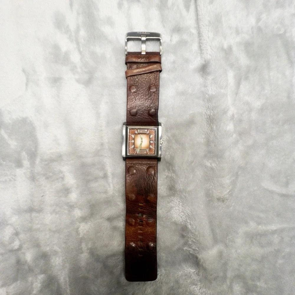 Fossil JR-9272 Square Watch Wide Leather Band 42mm Mens Watch 5atm Sunburst Dial